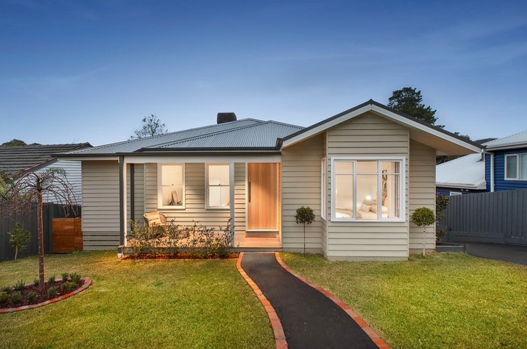 17 Beatrix Street Greensborough 3088