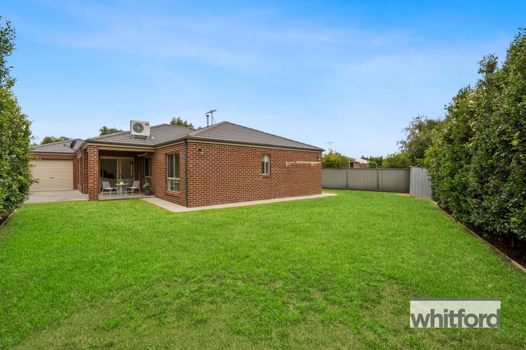 17 Bluebill Court, Lara