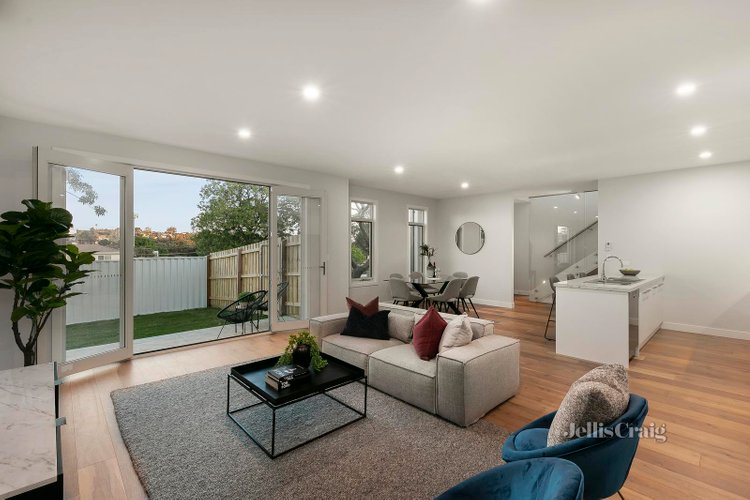 17 Brisbane Street Strathmore 3041