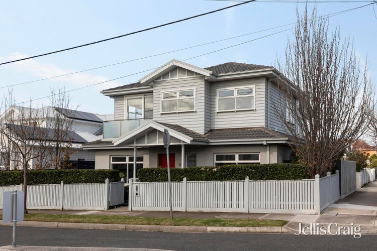 17 Bunbury Street Newport 3015