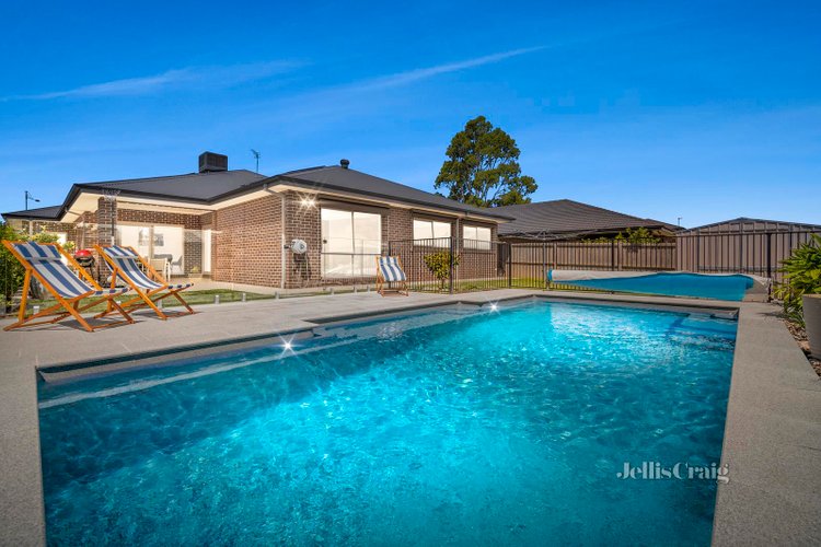 17 Capital Street Alfredton 3350