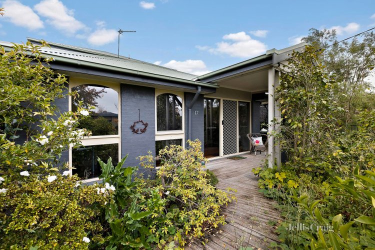 17 Coonatta Street Alfredton 3350
