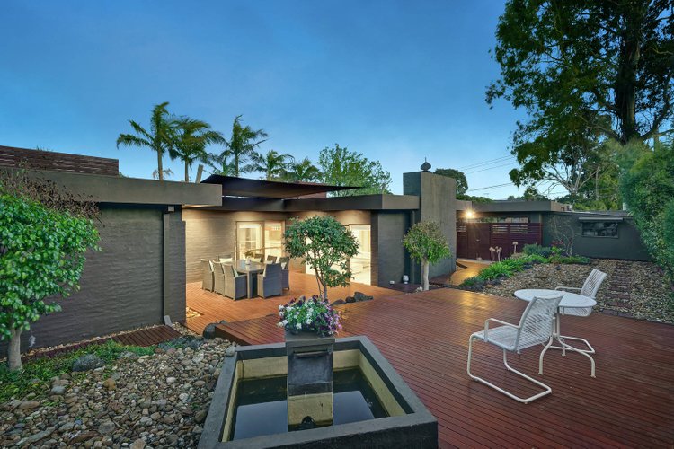 17 Creswick Street Glen Waverley 3150