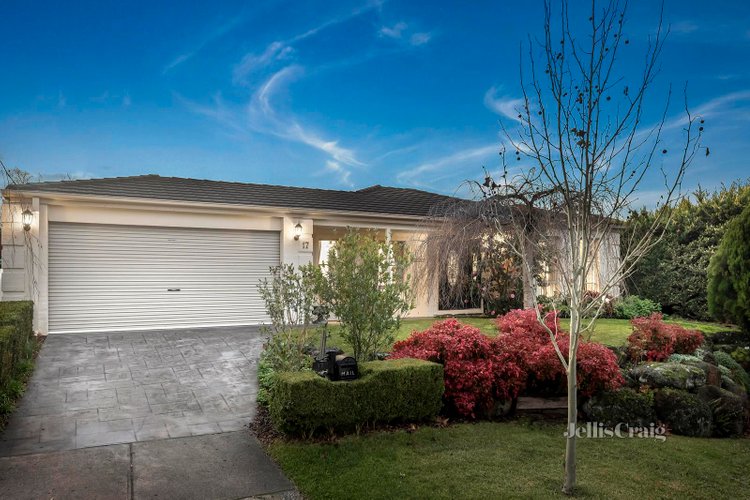 17 Dalray Place Lilydale 3140