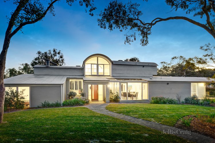 17 Danita Drive North Warrandyte 3113