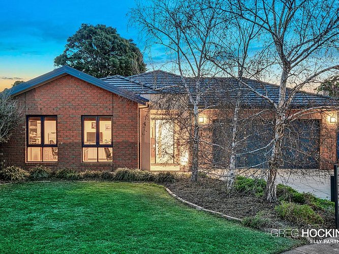 17 Dove Avenue Altona 3018