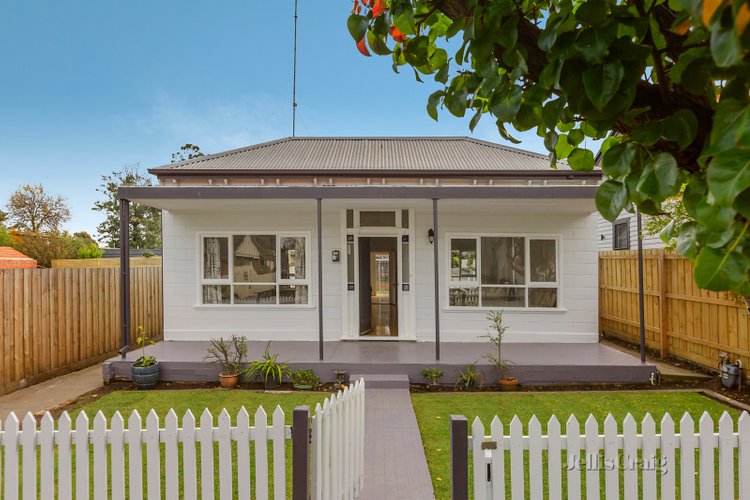 17 Edgevale Road Kew 3101