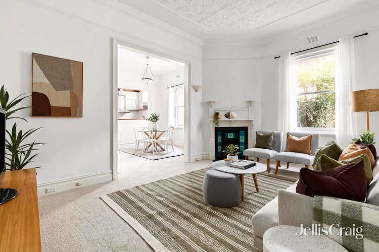 17 Elm Grove Balaclava 3183