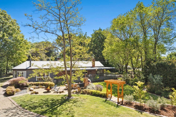 17 Fisher Street Gisborne 3437