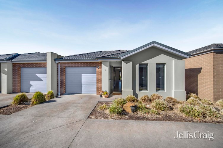 17 Fitzgerald Avenue  Alfredton 3350