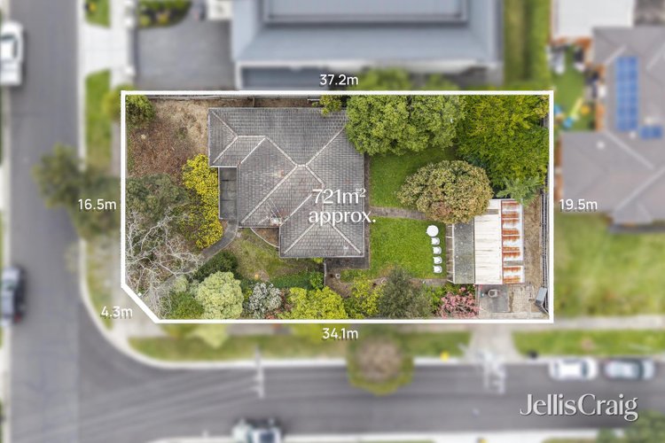 17 Fraser Street Glen Waverley 3150