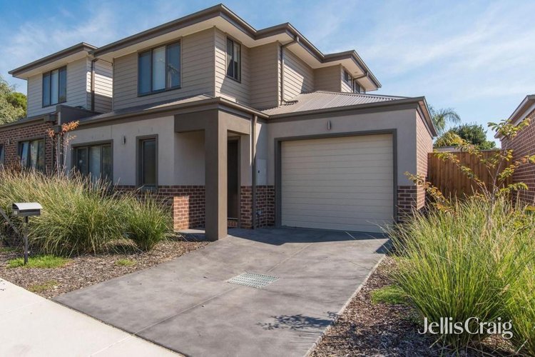 17 Gladstone Street Lilydale 3140