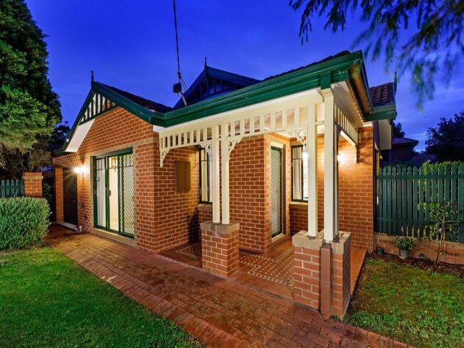 1/7 Goulburn Street  Box Hill North 3129