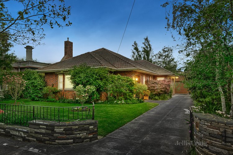 17 Irilbarra Road Canterbury 3126
