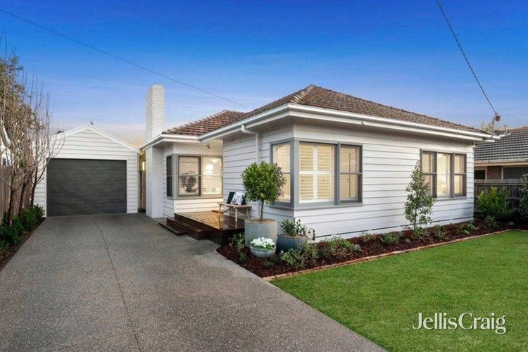 17 Itkeston Street Herne Hill 3218