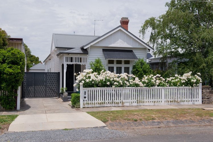 17 Junction Street Newington 3350