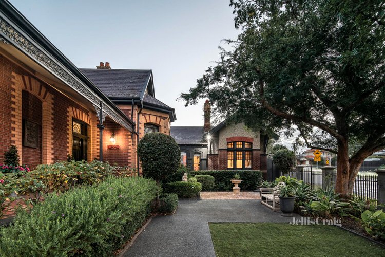17 Kilburn Street Strathmore 3041