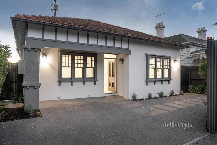 17 Lambeth Avenue Armadale 3143