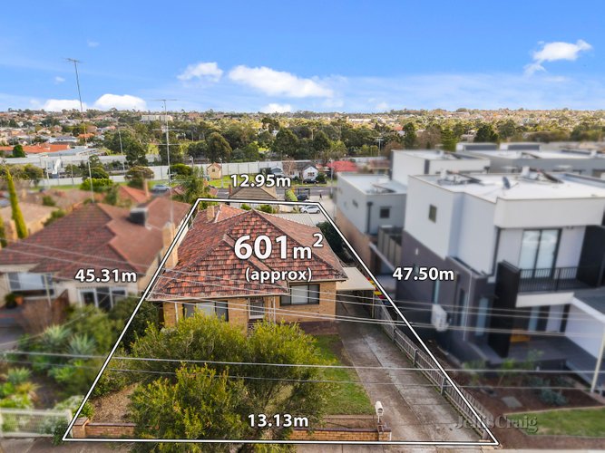 17 Langtree Avenue Pascoe Vale South 3044