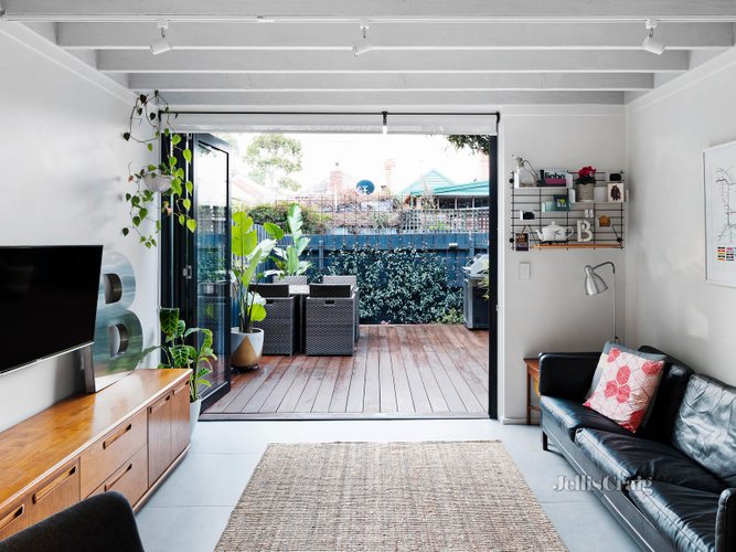 17 Laura Place Fitzroy North 3068