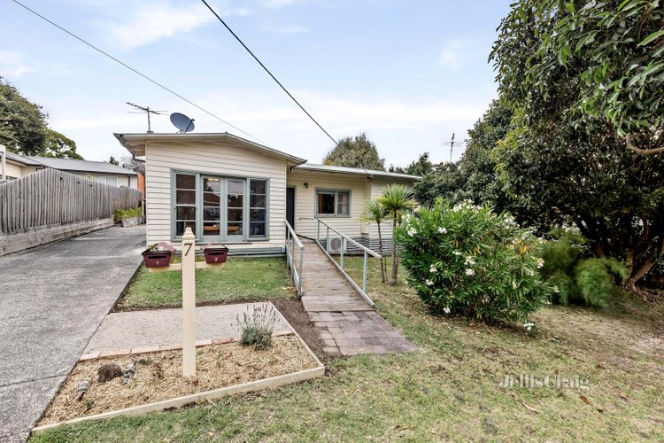 1 7 Leonard Street Ringwood 3134