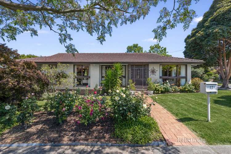 17 Marilyn Street Doncaster 3108