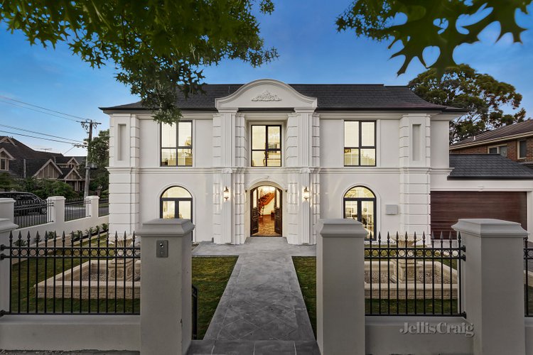 17 Maylands Avenue Balwyn North 3104