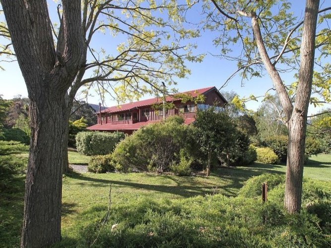 17 McNamaras Road Millgrove 3799