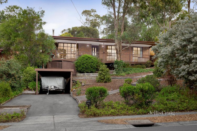 17 Meander Road Hurstbridge 3099