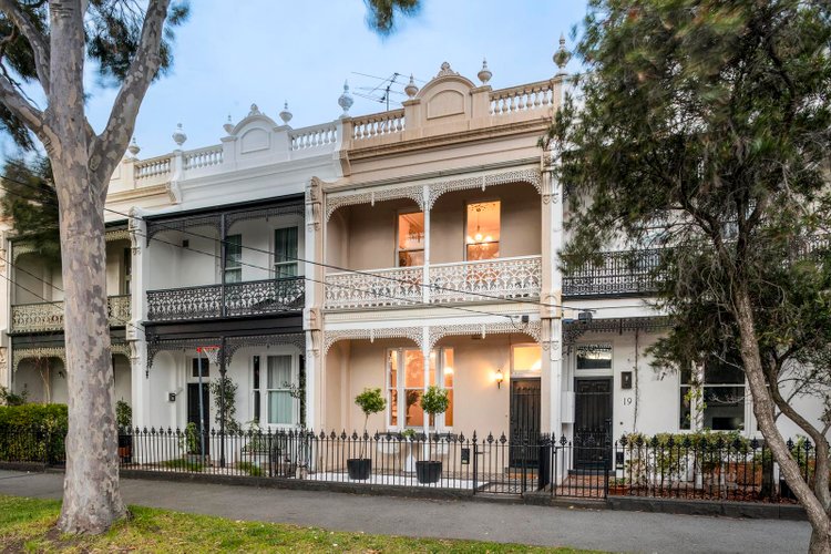 17 Mills Street Albert Park 3206