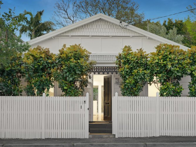 17 Montgomery Street Richmond 3121
