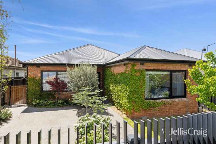 17 Mowat Street Geelong West 3218