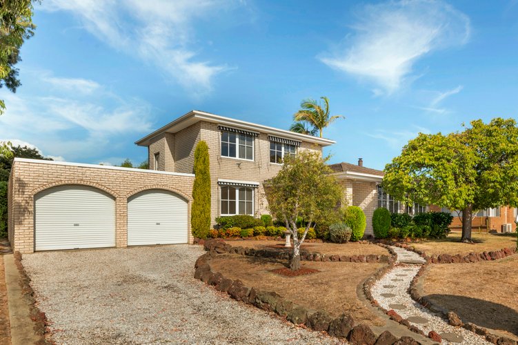 17 Netherby Avenue Wheelers Hill 3150