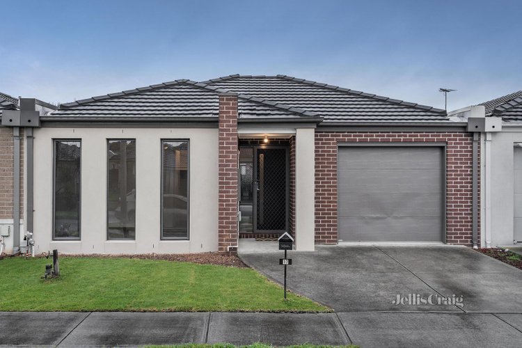 17 Persimmon Way Doreen 3754
