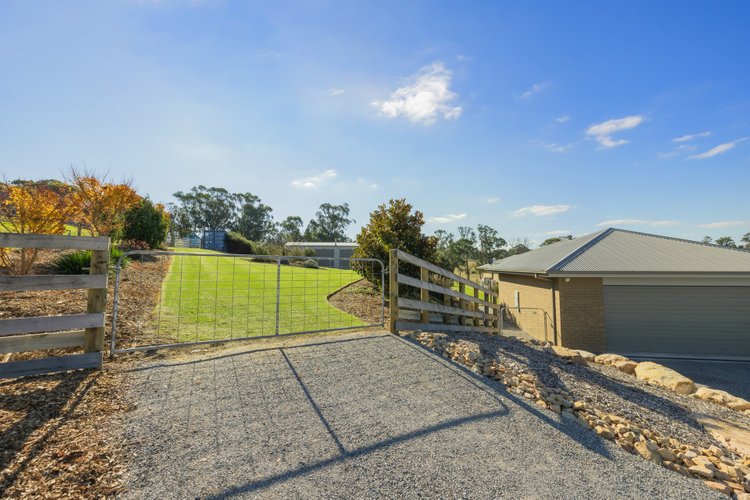 17 Ronwin Court, Granite Rock