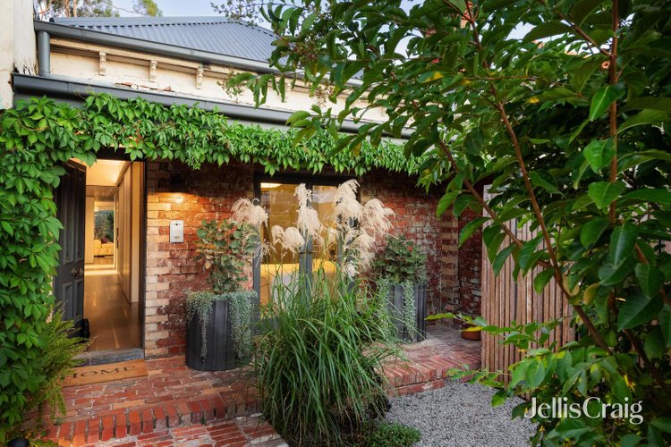 17 Rotherwood Street Richmond 3121