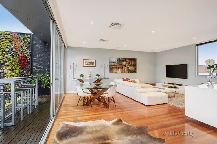 1/7 Sanders Place Richmond 3121