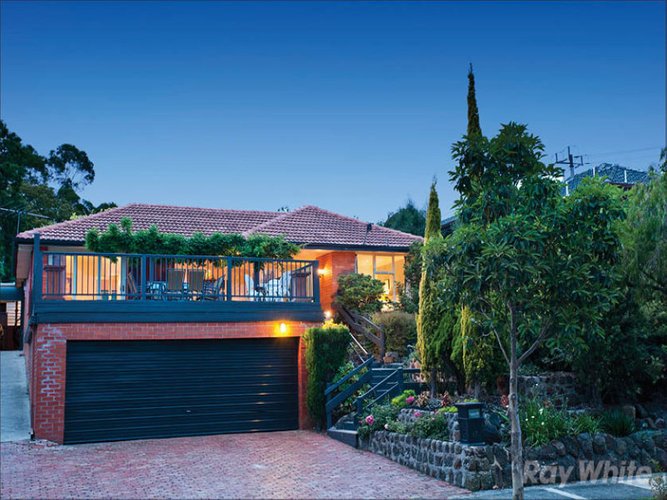 17 Selby Street Mount Waverley 3149