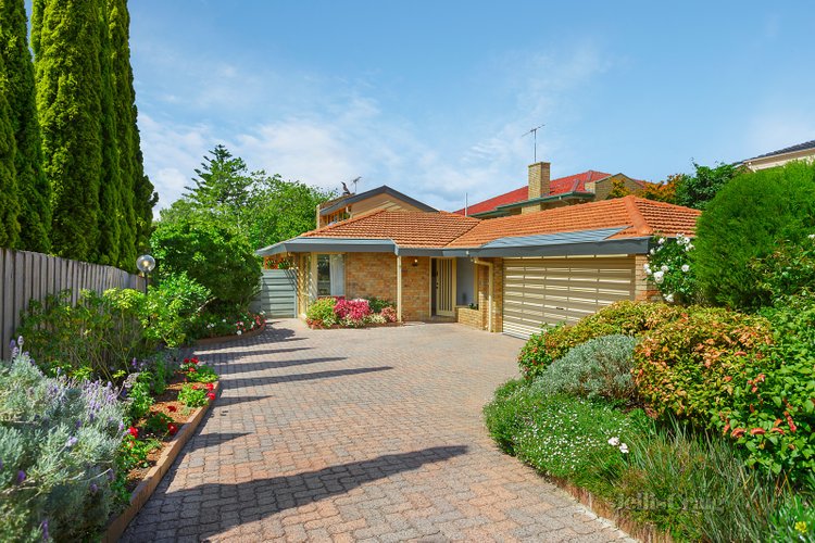 17 Sevenoaks Street Balwyn 3103