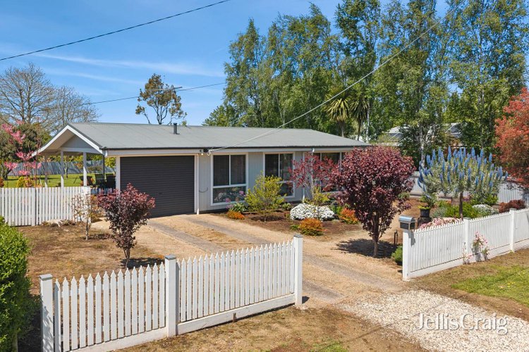 17 Stanhope Street Daylesford 3460