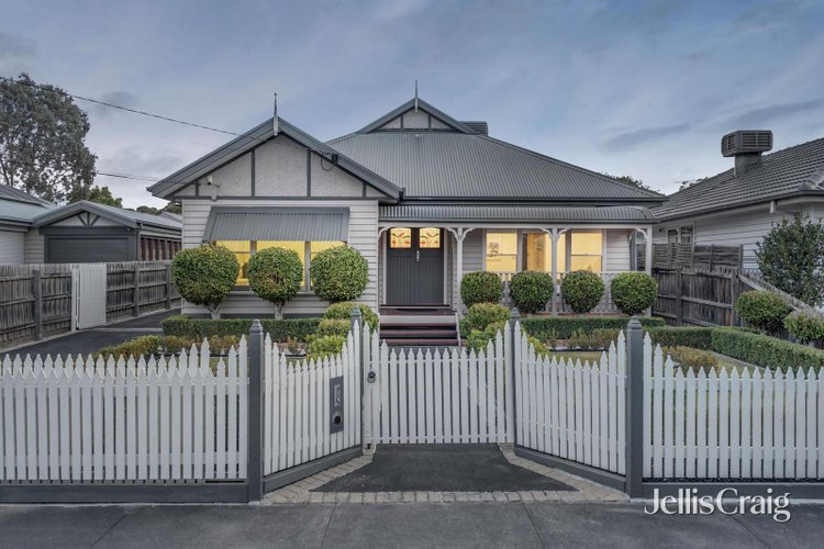 17 Temby Street Watsonia 3087