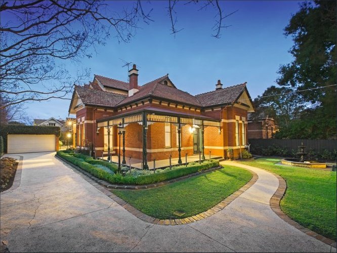 17 Trafalgar Road
