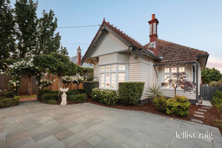 17 Warrick Street Ascot Vale 3032