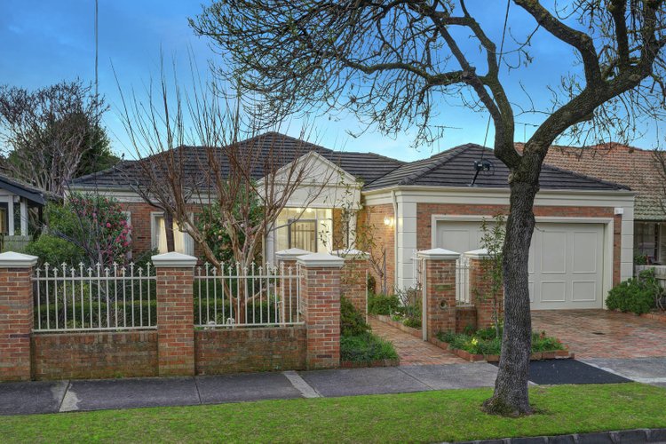 17 Wattle Grove Malvern East 3145
