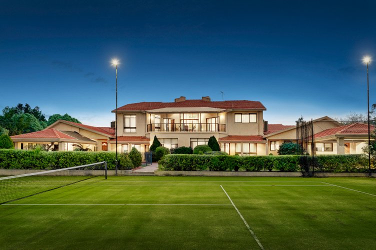 17 White Lodge Court Donvale 3111