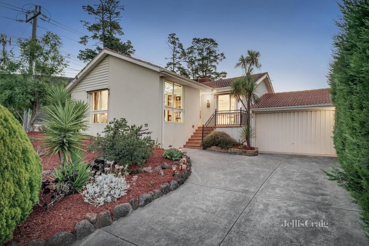 17 Woorarra Avenue Doncaster East 3109