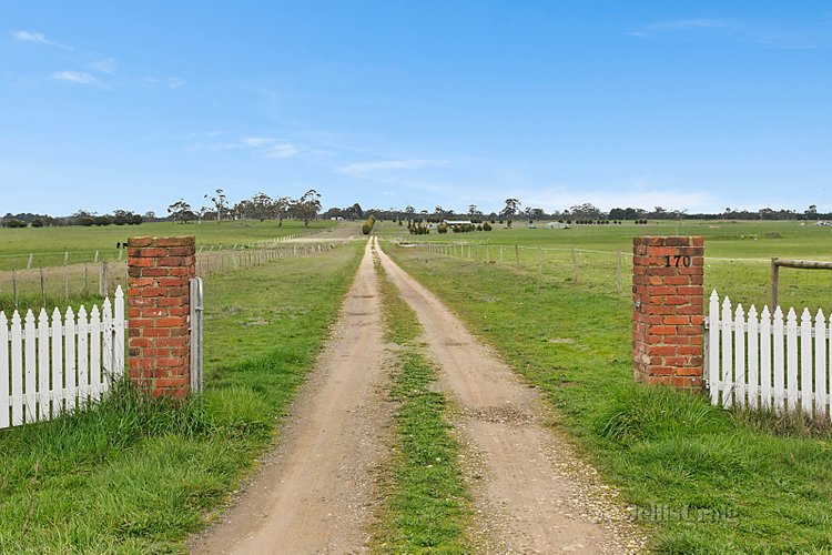 170 Bourke Lane Woodend 3442