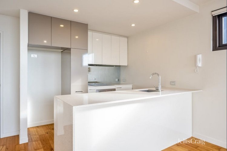 1706/182 Edward Street Brunswick East 3057
