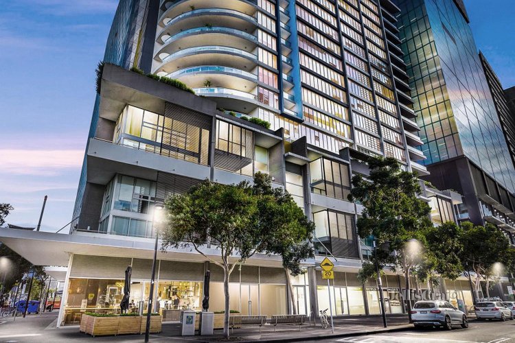 1707 8 Mccrae Street Docklands 3008