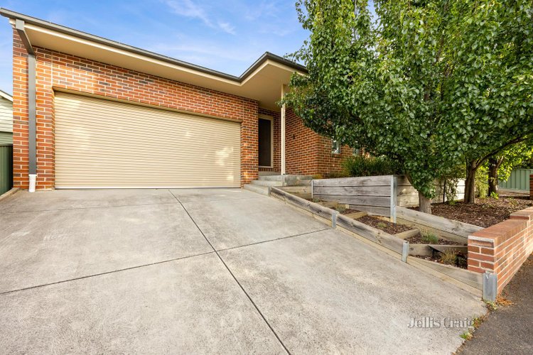 1 709 Tress Street Mount Pleasant 3350
